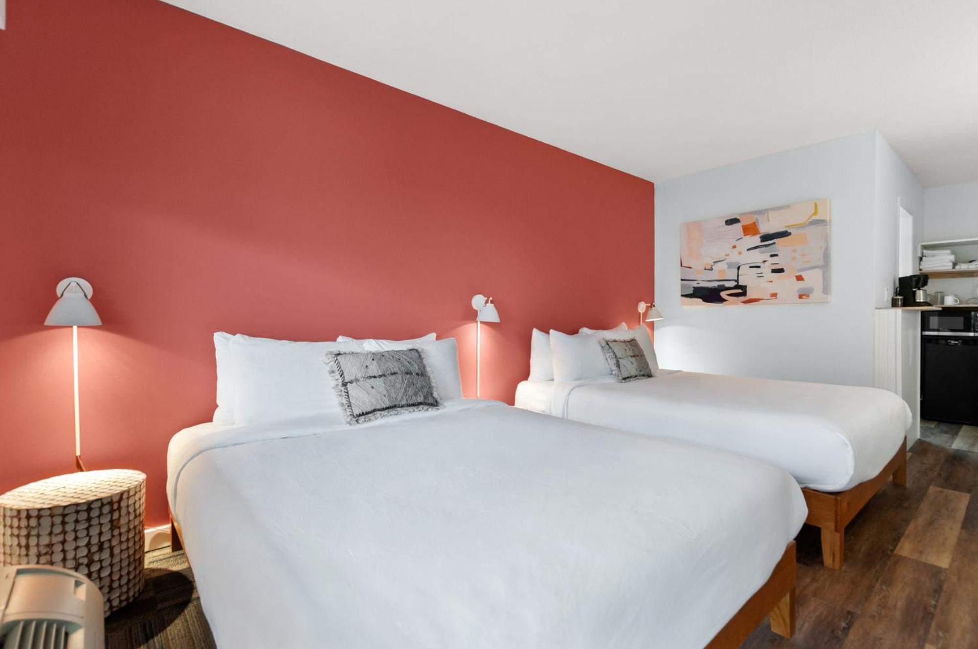 פנטיקטון Okanagan Lakefront Resort מראה חיצוני תמונה